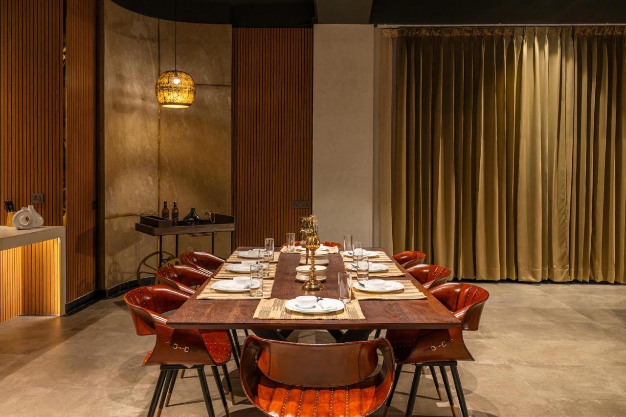 Stayvista'S Anantam - Luxury 4Br Villa With Huge Swimming Pool In Delhi New Delhi Luaran gambar